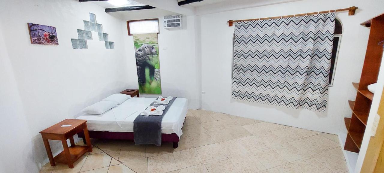 Hotel Crossman بويرتو أيورا المظهر الخارجي الصورة