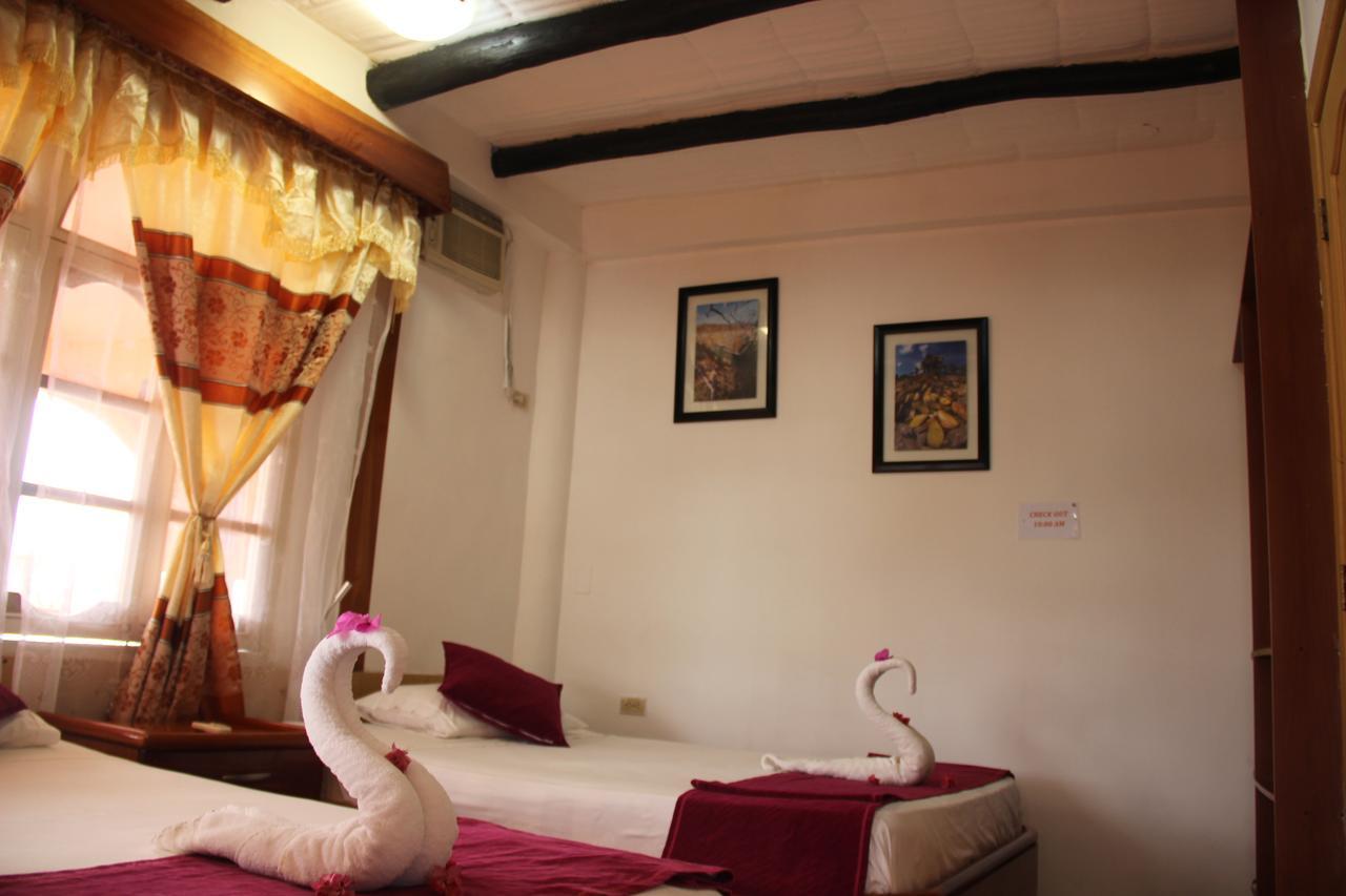 Hotel Crossman بويرتو أيورا المظهر الخارجي الصورة