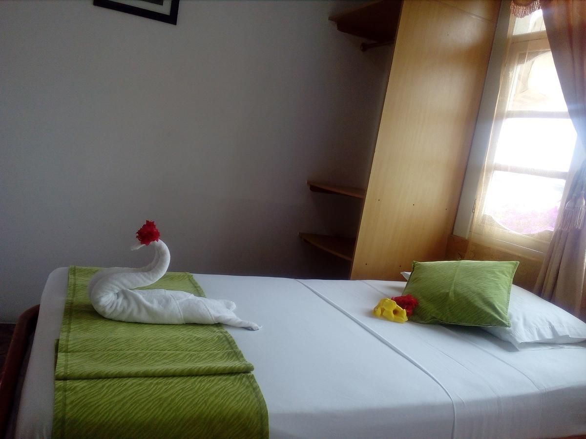Hotel Crossman بويرتو أيورا المظهر الخارجي الصورة