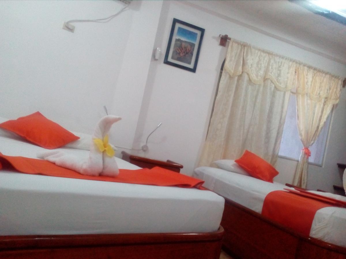 Hotel Crossman بويرتو أيورا المظهر الخارجي الصورة